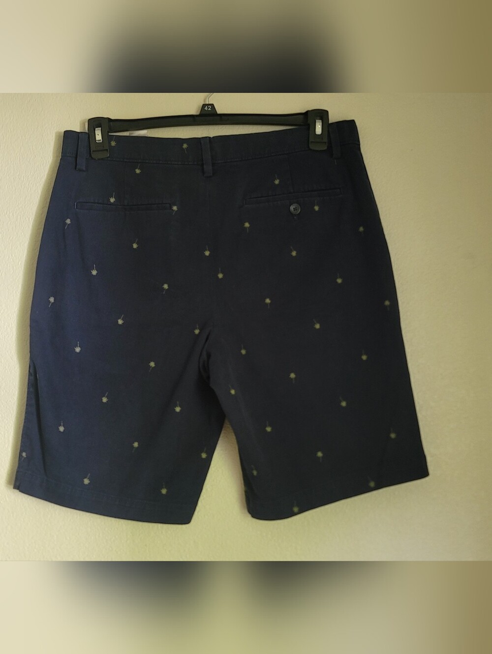 Banana Republic Men's Navy Palm Print Shorts - Picture 6 of 9